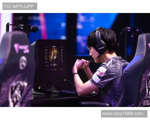 deft meiko牵手看比赛-Deft与Meiko携手观赛，星光闪耀的电竞情缘-deft meiko牵手看比赛